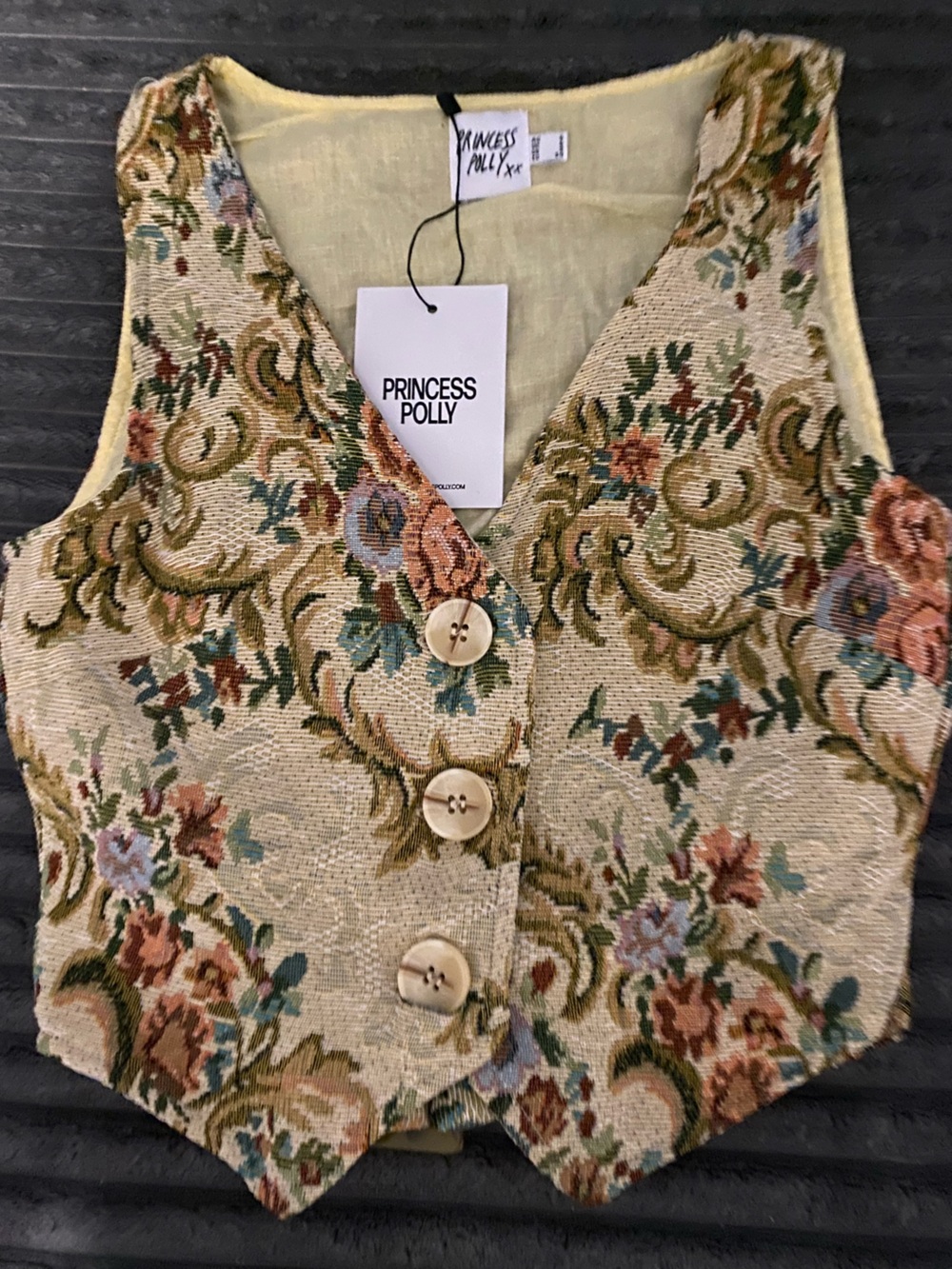 Princess Polly Cream Floral Tapestry Button-Front  Vest size 2